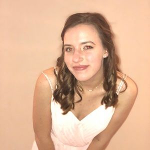 Meet your Posher, Julia